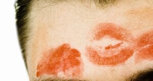 Ladies, Ini Tanda Pria Belum Move On Tanda-tanda pria belum bisa move on dari mantan kekasihnya.