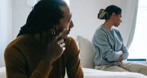 Cara Memperbaiki Hubungan yang Membosankan Hubungan yang Membosankan