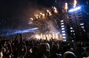 Apa yang Harus Dipakai untuk Nonton Konser? Nonton Konser