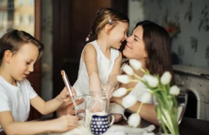 Tren Parenting yang Bakal Diikuti di Tahun 2023 Tren Parenting tahun ini