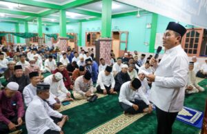Gubernur Ansar Memulai Rangkaian Safari Ramadan di Masjid Al-Marhamah Tanjungpinang Gubernur Ansar