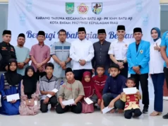 Maknai Ramadhan, Karang Taruna dan KNPI Batu Aji Gelar Santunan Anak Yatim Karang Taruna dan KNPI Batu Aji Gelar Santunan Anak Yatim