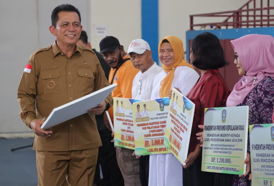 4-insentif batam Gubernur Ansar