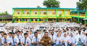 Pemprov Kepri Siapkan Seragam Gratis untuk 26.780 Siswa SMA, SMK dan SLB Pemprov Kepri
