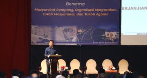 Dialog dengan Warga Rempang, Rudi: Pemerintah Tak Akan Sengsarakan Rakyatnya Rempang