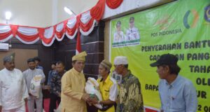 Gubernur Kepri Serahkan Beras Bantuan Pangan Pemerintah Tahap II untuk 535 KPM di Karimun Gubernur Kepri