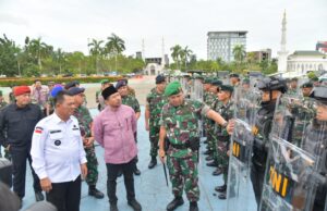 Gubernur Kepri dan Danrem 033/WP Cek Kesiapan Pasukan Pengamanan Pemilu 2024 Pemilu 2024 Kepri