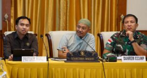 Wapres Ma’ruf Amin ke Tanjungpinang, Buka Kepri Halal Fair 2024 dan Salat Tarawih di Batu 10 Wapres Ma'ruf Amin ke Tanjungpinang