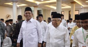 Salat Tarawih di Tanjungpinang, Wapres Ma’ruf Amin Jelaskan Hikmah, Maslahat dan Manfaat Syariat Wapres Ma'ruf Amin Salat Tarawih di Tanjungpinang