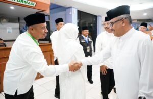 Jefridin Lepas 446 JCH Kloter 1 Embarkasi Batam Jefridin Batam