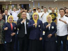 Sambangi BP Batam, Khofifah Indar Parawansa Lantik Ketua IKA UNAIR Kepri IKA UNAIR Kepri