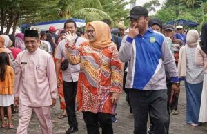 Apresiasi Program Pengendalian Inflasi di Batam, Marlin Ikut Bagikan Sembako hingga ke Pulau Marlin Ikut Bagikan Sembako hingga ke Pulau