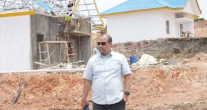 BP Batam Gesa Pengerjaan Rumah Baru Warga Terdampak Pembangunan Rempang Eco-City Humas BP Batam Sazani