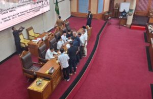 DPRD Batam Setuju Lanjutkan Pembahasan Ranperda Penyelenggaraan Angkutan Umum Massal Ranperda Angkutan Umum