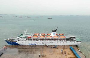 Pemindahan Kapal Pelni ke Terminal Bintang 99 Persada Ditunda, Keselamatan Pelayaran Menjadi Prioritas Kapal Pelni ke Terminal Bintang 99 Persada