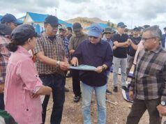 BP Batam dan Pemko Batam Tinjau Pembangunan Pasar Sementara di Tanjung Banon Anggota BP Batam bersama Pemko Batam meninjau lokasi pembangunan pasar sementara di Tanjung Banon.