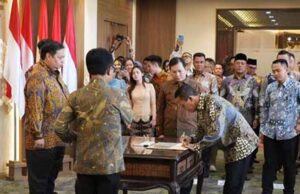 Amsakar Resmi Jabat Kepala BP Batam, Dilantik Menko Perekonomian di Jakarta Pelantikan BP Batam yang baru