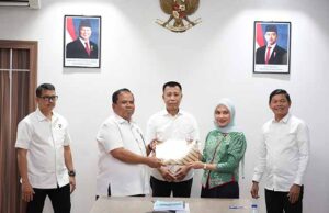 Serah Terima Jabatan Plt. Direktur RSBP Batam, BP Batam: Tingkatkan Pelayanan dan Kekompakan Serah Terima Jabatan Plt Direktur RSBP Batam