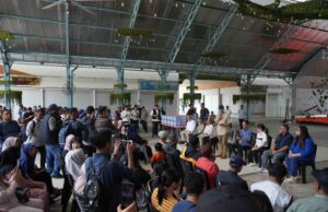 Atensi Presiden, Menteri Transmigrasi Lawatan Ke Rempang didampingi Kepala dan Wakil Kepala BP Batam Menteri Transmigrasi Lawatan Ke Rempang didampingi Kepala dan Wakil Kepala BP Batam