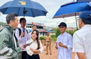 Kepala BP Batam dan Wakil Kepala BP Batam Tinjau Penataan Sungai Baloi Indah Amsakar dan Li Claudia