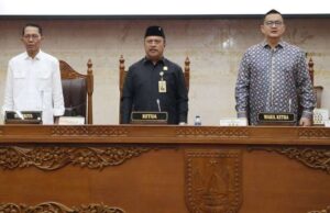 Rapat Paripurna DPRD Batam, Fraksi-Fraksi Sorot Banjir dan Sampah DPRD Batam