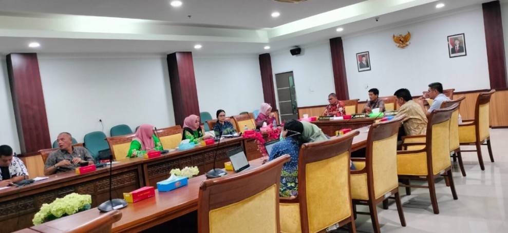 10-rdp komisi 2 Komisi II DPRD Batam