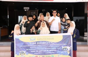 Amsakar Dorong Santri Ponpes Karya Mas Bangsa Harumkan Nama Batam di Lomba Robotik di Kuala Lumpur Amsakar Batam